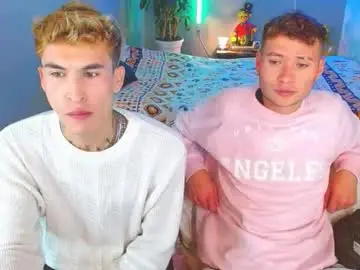 Chaturbate Adult Video Chat of latin_boysxxx_