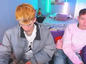 Chaturbate Live Sex Cam of latin_boysxxx_