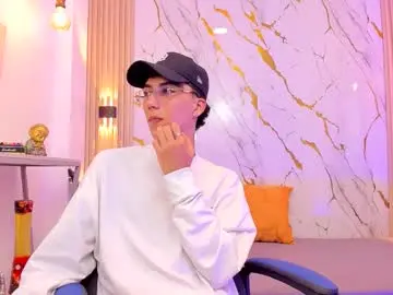 Chaturbate Live Sex Cam of nikolay_gregori