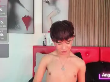 Chaturbate Live Porn of angeldustt_19