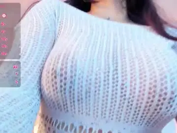 Chaturbate Live Sex of ari_lynn_