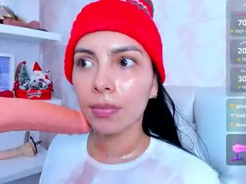 Chaturbate Live Sex Cam of evelinn_belen