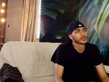 Chaturbate Live Porn of marcusrain_