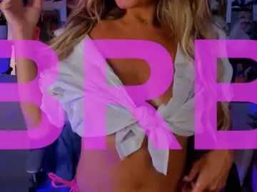 Chaturbate Live Sex Cam of sarahholly