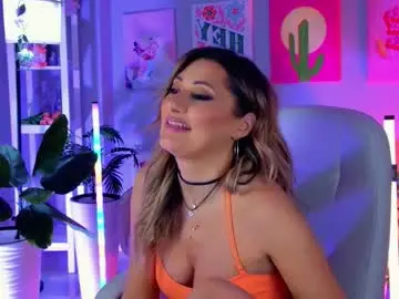 Chaturbate Watch Live Sex Cams of sarahholly