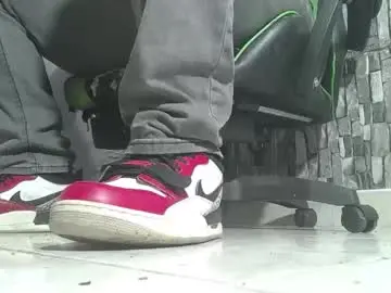 Chaturbate Sex Chat of srfindomfeet_