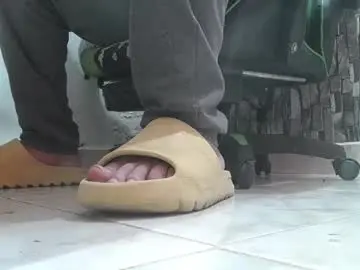 Chaturbate Sex Chat of srfindomfeet_