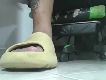 Chaturbate Adult Webcam of srfindomfeet_