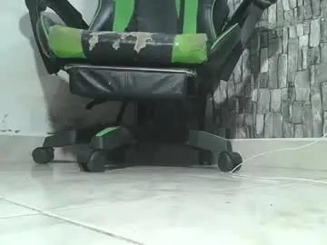 Chaturbate Live Sex of srfindomfeet_