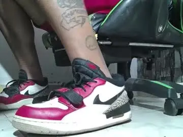 Chaturbate Best Webcam of srfindomfeet_