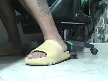 Chaturbate Private Sex Chat of srfindomfeet_