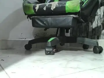 Chaturbate Free Porn Cam of srfindomfeet_