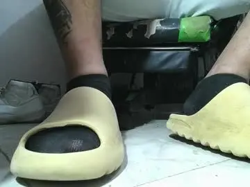 Chaturbate Sex Chat of srfindomfeet_