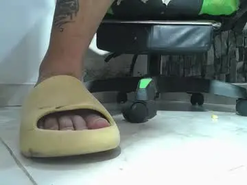 Chaturbate Best Webcam of srfindomfeet_