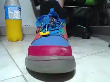 Chaturbate Private Sex Chat of srfindomfeet_