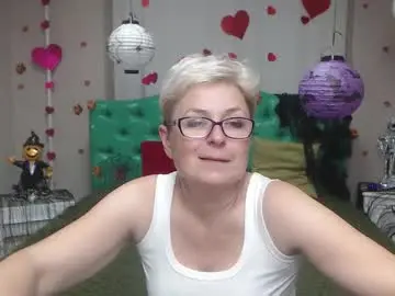 Chaturbate Best live sex cam show of emiliagree