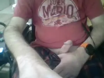 Chaturbate Free Porn Cam of geekgamer41