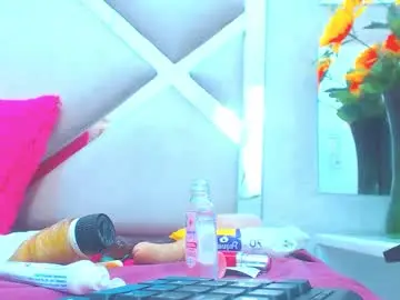 Chaturbate Best live sex cam show of paris_squirtt