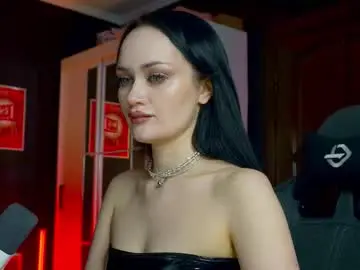 Chaturbate Best live sex cam show of queenaliss