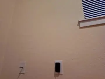 Chaturbate Watch Live Sex Cams of baddiee18