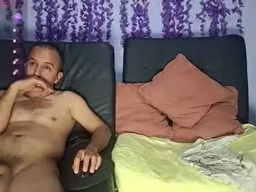 Chaturbate Live Sex Cam of yazflor