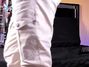 Chaturbate Adult Webcam of alexiiaqueen_