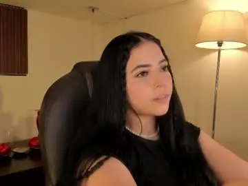 Chaturbate Free Live Porn of maiiitee_