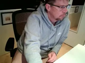 Chaturbate Adult Video Chat of scotsmanx