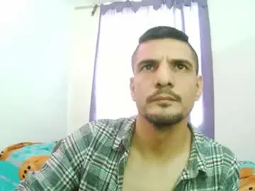 Chaturbate Free Porn Cam of braulio_master