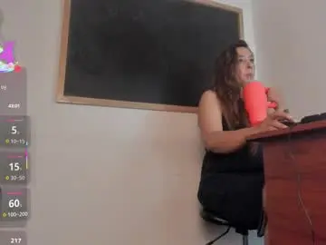 Chaturbate Watch Live Sex Cams of miiss_evaa