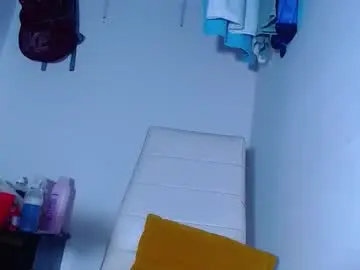 Chaturbate Best live sex cam show of phoenixgnz08