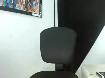 Chaturbate Watch Live Sex Cams of yeiko_park23