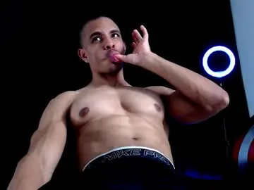 Chaturbate Live Sex of antonywebb94