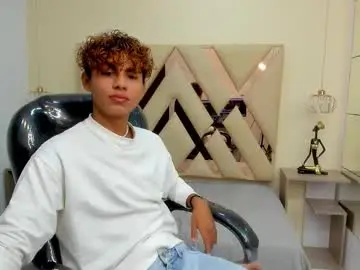 Chaturbate Live Porn of anyelotwink