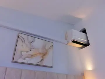 atena_cuteee from chaturbate