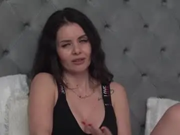 Chaturbate Best live sex cam show of glamourousmom