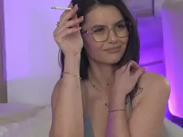 Chaturbate Adult Video Chat of glamourousmom