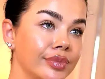 Chaturbate Live Sex of alexaheyess