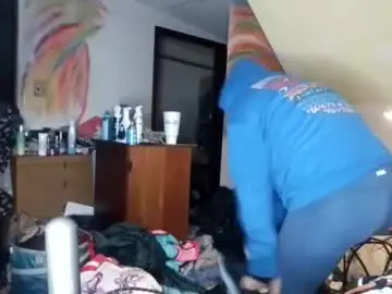 laureybabe44 from chaturbate