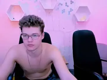 Chaturbate Free Live Porn of lucas_long_