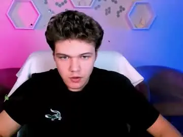 Chaturbate Live Sex Cam of lucas_long_