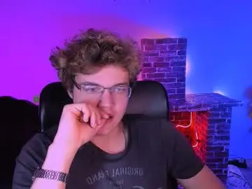 Chaturbate Live Porn of lucas_long_