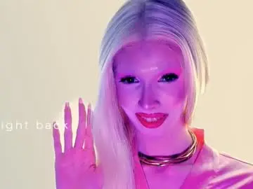 Chaturbate Live Sex Cam of pamelamydreamys