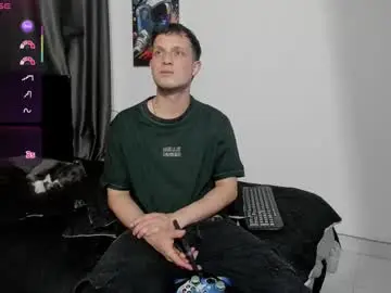 Chaturbate Best live sex cam show of ryan15_