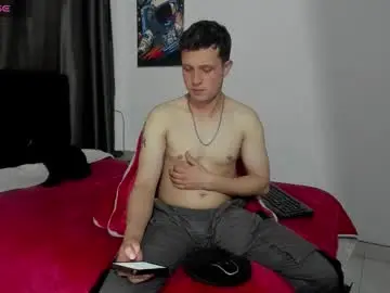 Chaturbate Live Sex of ryan15_