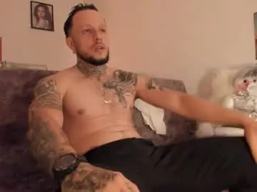 Chaturbate Live Porn of _emilio_escobar