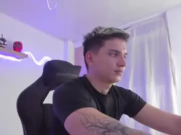 Chaturbate Live Sex of sebas__23