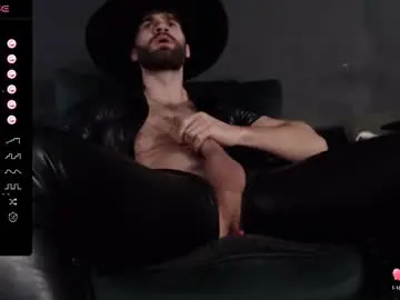 Chaturbate Live Sex Cam of damonking01