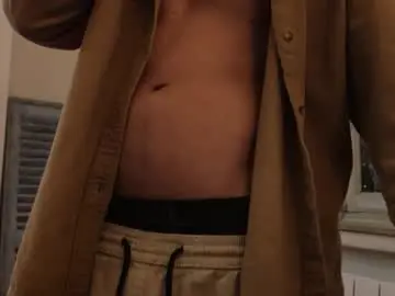 Chaturbate Adult Webcams of emile013