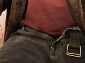 Chaturbate Watch Live Sex Cams of emile013